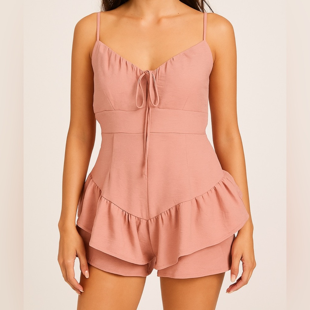 NWT Romper 💖💖